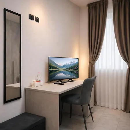 Genesis Hotell 3*