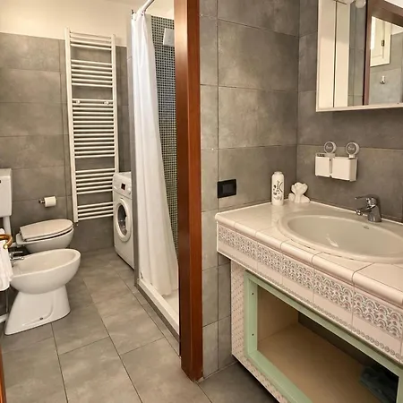 Hotel Genesis 3*